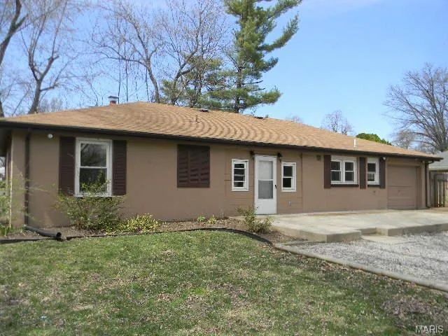 11810 Larimore road, St. Louis, Missouri